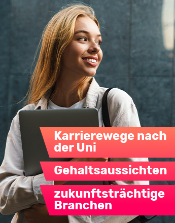 Studentin schreibt eine Bewerbung